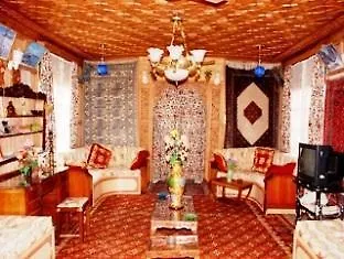 Peace Of Mind Group Of Houseboat Hotel Srinagar  India